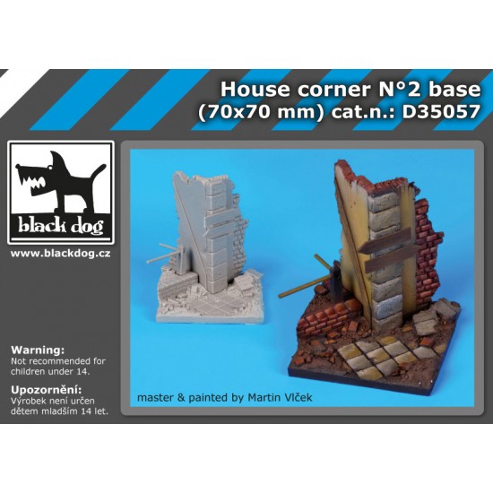 1/35 House Corner Base No.2 (Size: 70x70mm)