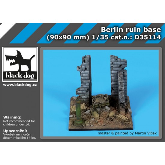 1/35 Berlin Ruin Base (90 x 90mm)
