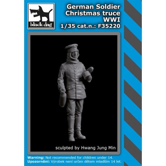 1/35 WWI German Soldier Christmas Truce