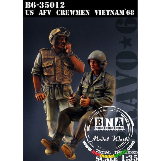 1/35 US AFV Crewmen, Vietnam 1968 (2 Figures)
