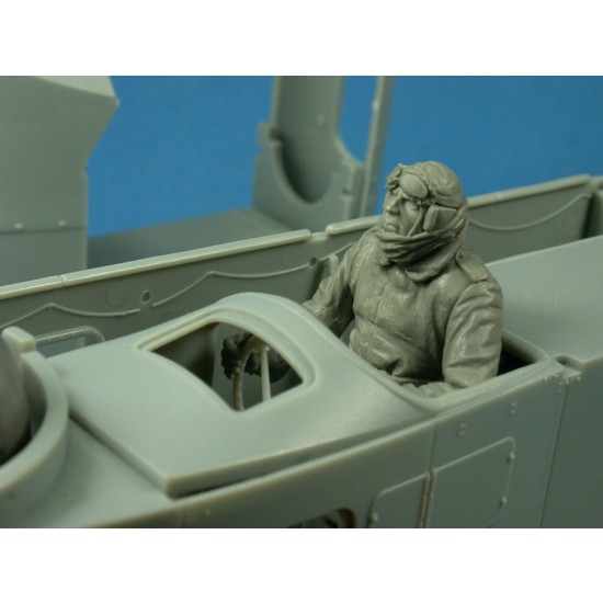 1/32 German Gotha Bomber 2nd Crew Member N.2