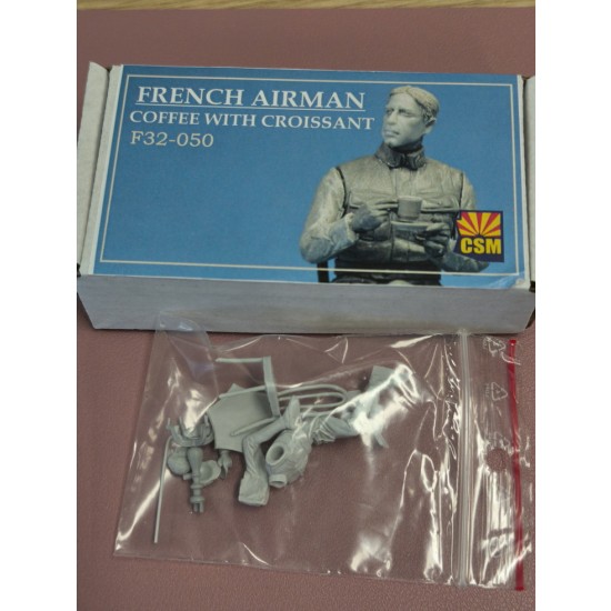 1/32 French airman - Coffee and croissant