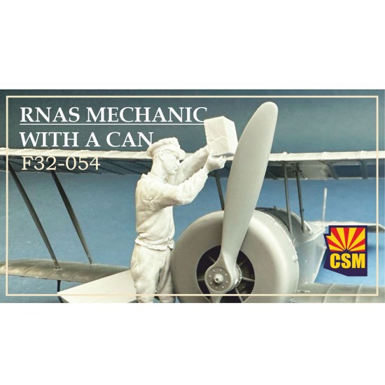 1/32 RNAS MECHANIC with a can