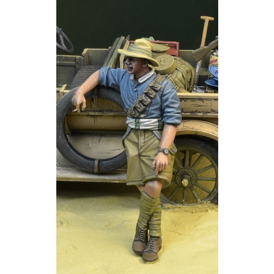 1/35 WWI Anzac Soldier Leaning 1915-18