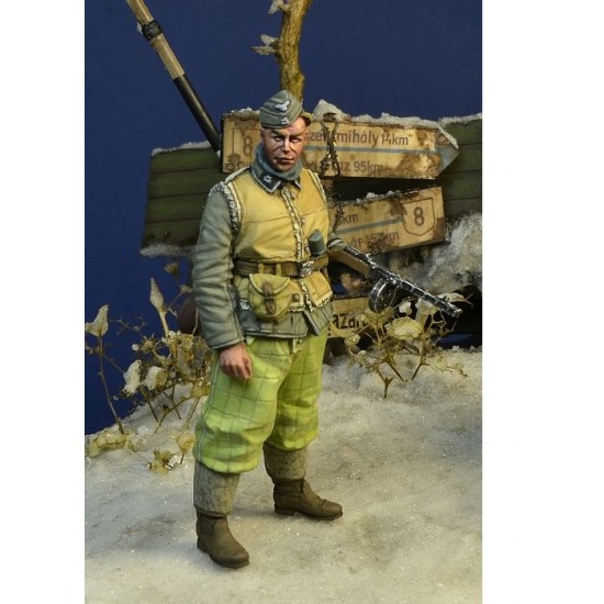 1/35 Waffen SS Soldier #1, Hungary Winter 1945
