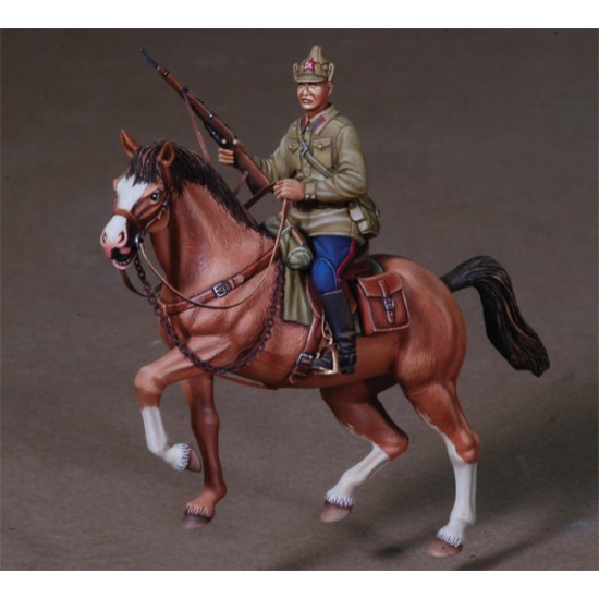 1/35 WWII Russian Mounted Trooper (1 Figure+1 Horse) DEF DO35C06