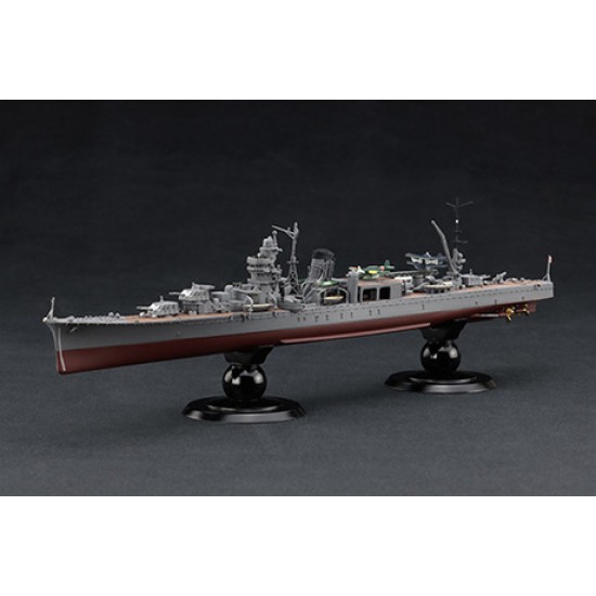 1/700 IJN Light Cruiser Agano Full Hull kit