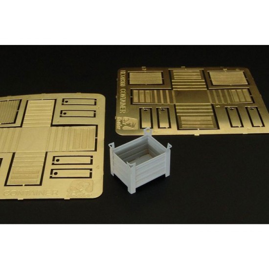1/48 Steel Containers (2pcs)