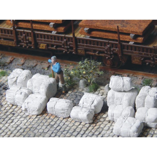 1/87 (HO scale) Bales Of Raw Material (White 20x)
