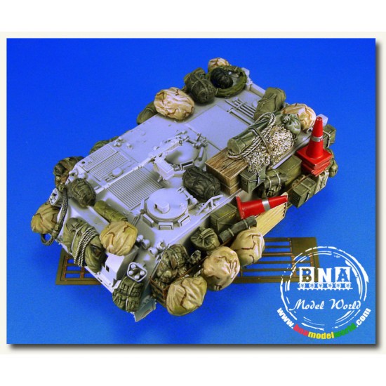 1/35 M113 APC (Armoured Personnel Carrier) OIF Stowage set