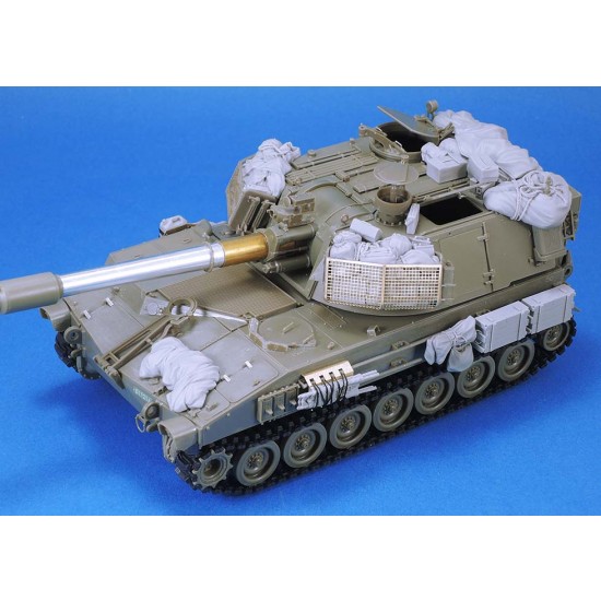 1/35 IDF M109 Stowage Set for AFV Club kit (35 resin parts)