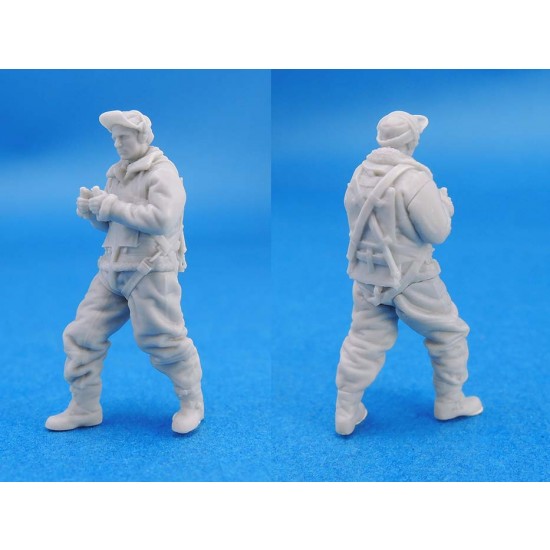 1/48 WWII US Bomber Waist Gunner