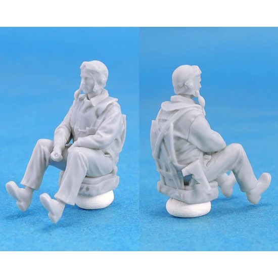 1/48 WWII US Navy Pilot & Rear Gunner set I (2 figures)