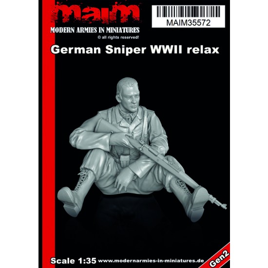 1/35 WWII German Sniper Relaxing