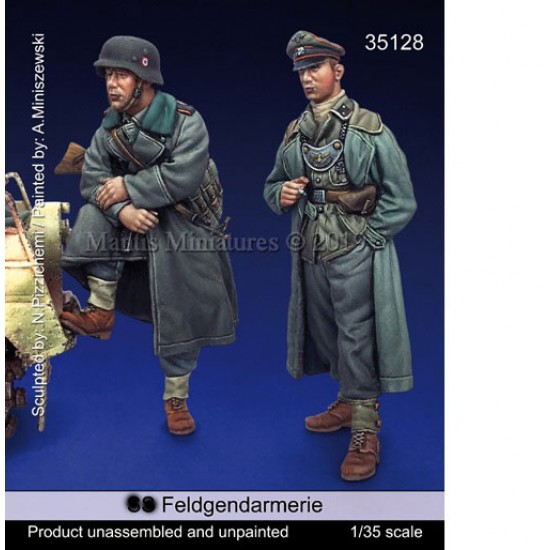 1/35 SS Feldgendarmerie - German Military Policemen (2 figures)