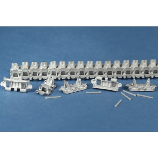 1/35 Metal Tracks for Jagdpanzer 38 Hetzer Late Type (210 links, 420+ pins)