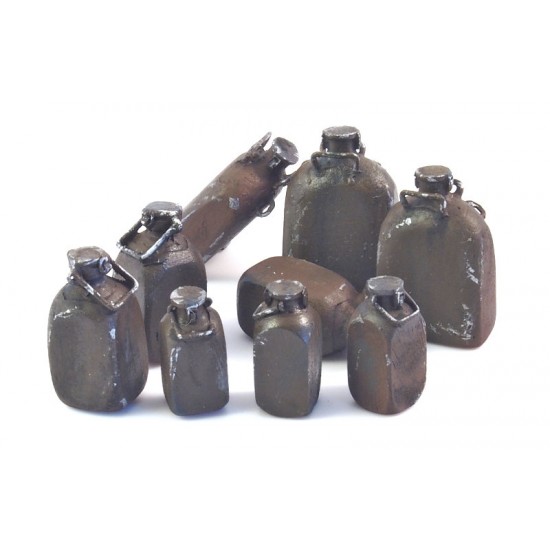 1/35 German Water Can Set (3pcs of 5L, 3pcs of 10L, 3pcs of 18L)