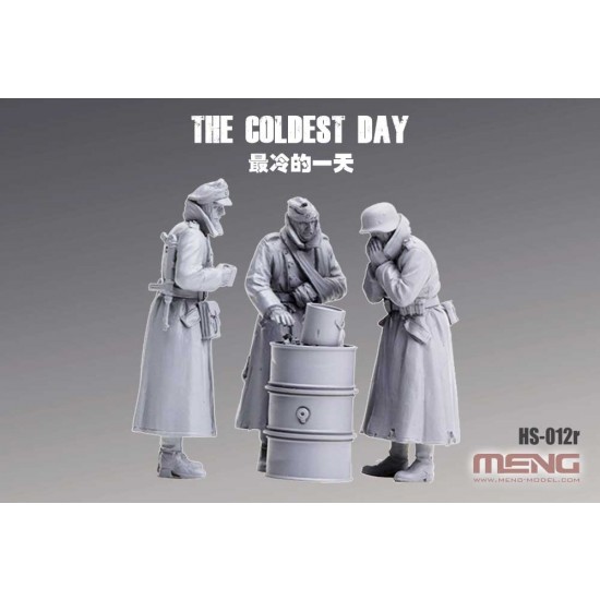 1/35 WWII German "The Coldest Day" (3 figures, 1 barrel stove & 1 water bucket)