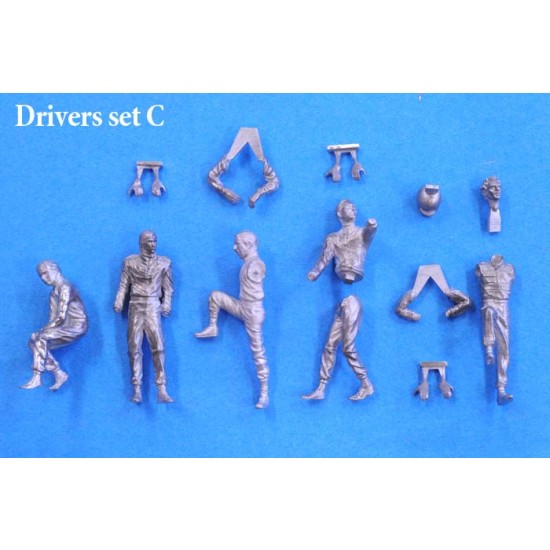 1/43 Drivers Set C (5 Figures)