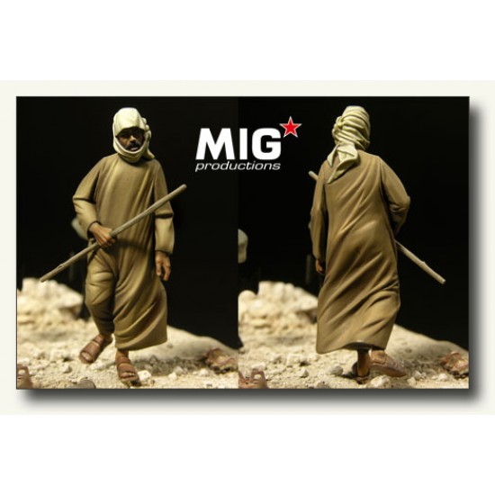 1/35 Arab Farmer for WWII and Modern Wars (1 Resin Figure)