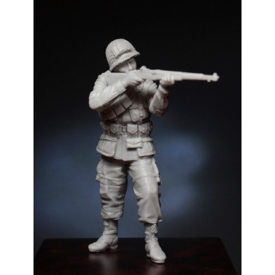 1/35 WWII US Paratrooper (1 figure)