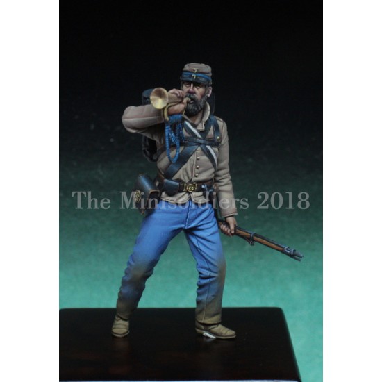 1/35 Confederate Bugler