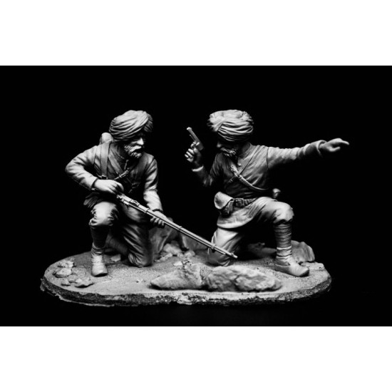 120mm 45th Rattrays Sikhs, North West Frontier 1879 (2 figures w/diorama)