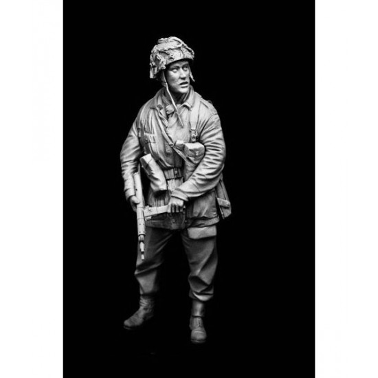 200mm British Paratrooper, Sgt Larry Ansell (1 figure)
