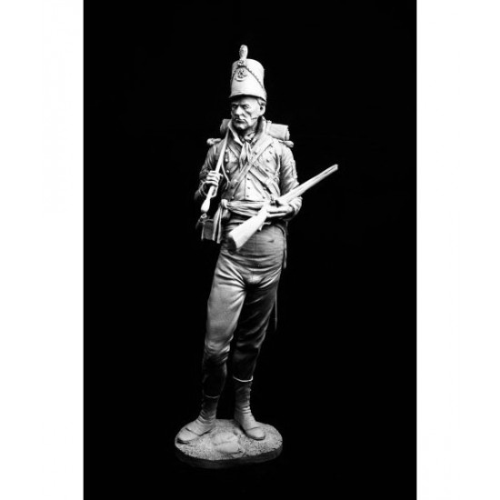 200mm Sergeant 95th Rifles, Waterloo (1 figure w/diorama)