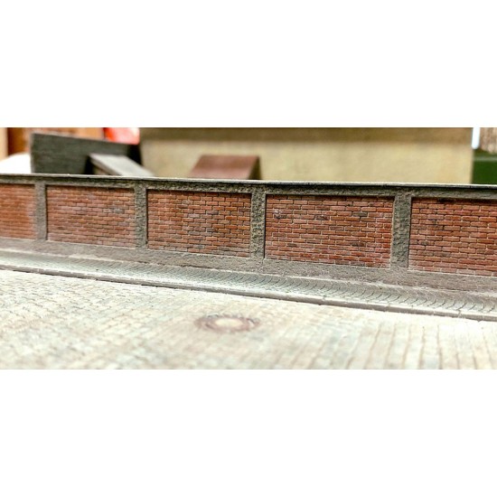 HO Scale Brick Fence (Height approx. 26 mm)