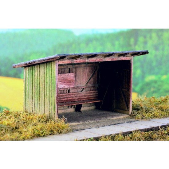 HO Scale Wooden Passenger Shelter