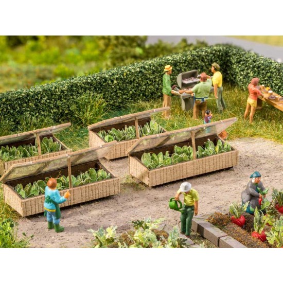 HO Scale Cold Frames with Lettuce