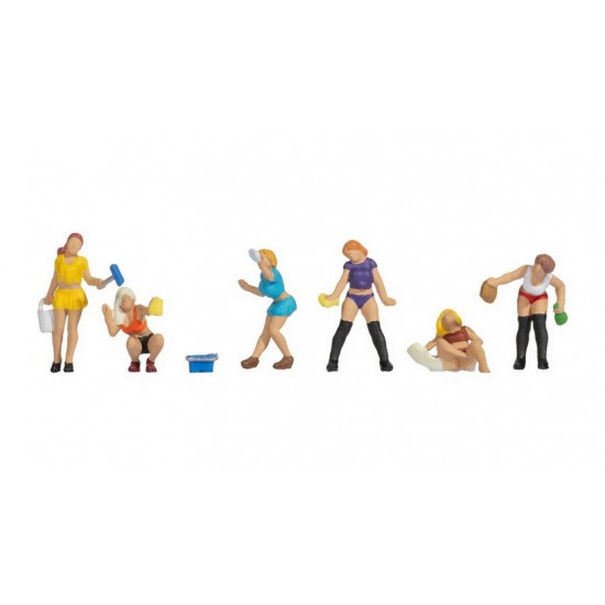 HO Scale Sexy Carwash (6 coloured figures with accessories)