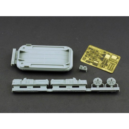 1/350 LCAC (Landing Craft Air Cushion) (2 Sets: Resin+PE)