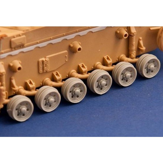 1/35 WWII PzKpfw III/StuG III Burn Out Wheels (24pcs)
