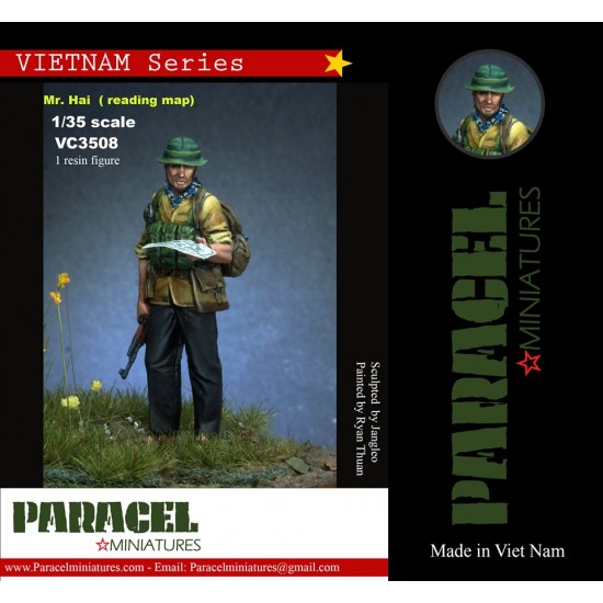 1/35 Vietnam Series - Viet Cong Mr. Hai (reading map)