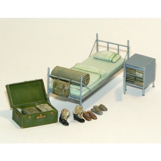 1/35 Barrack Equipment