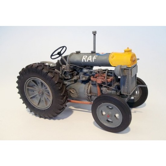1/35 Fordson N Big Tractor (Complete Resin kit)