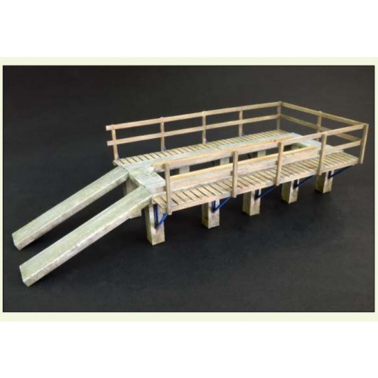 Model Train Ramps 1/35 Service Ramp Plus Model 581