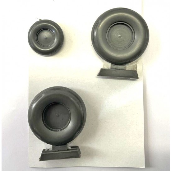 1/32 Consolidated B-24 Liberator Wheels (normal)