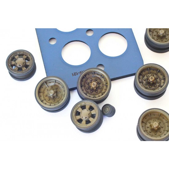 1/35 AMX-30 / AUF1 155mm Wheel Mask for MENG TS-003. TS-004 kit