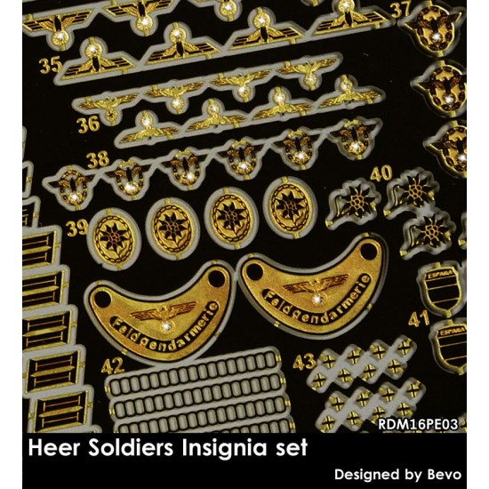 1/16 Heer Soldiers Insignia Set
