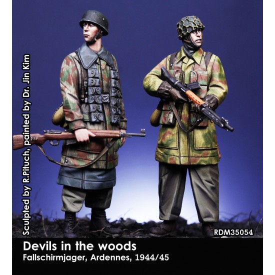 1/35 Devils in the Woods, Fallschirmjagers, Ardennes 44/45 (2 figures)