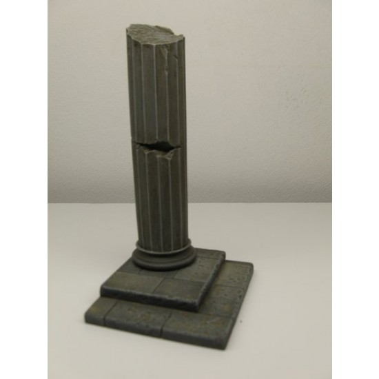 1/35 Column with Stairs (3 resin pcs)