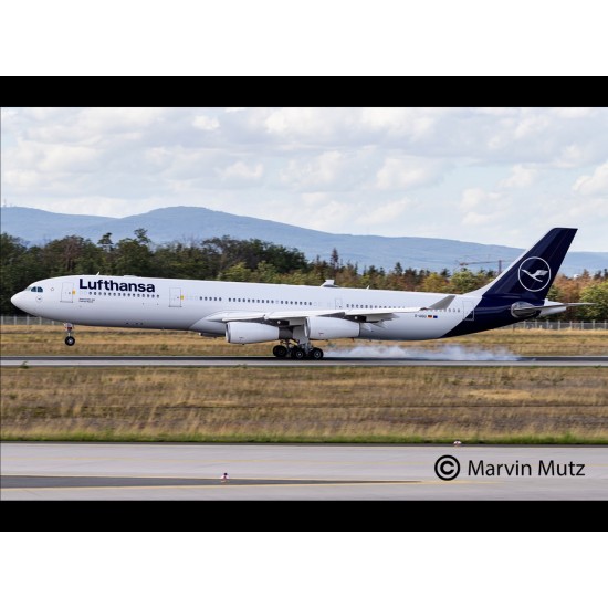 1/144 A340-300 Lufthansa New Livery