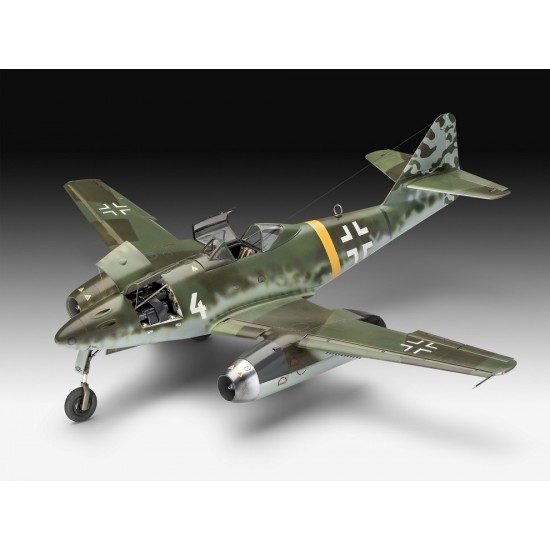 1/32 Messerschmitt Me 262 A-1 Jet Fighter