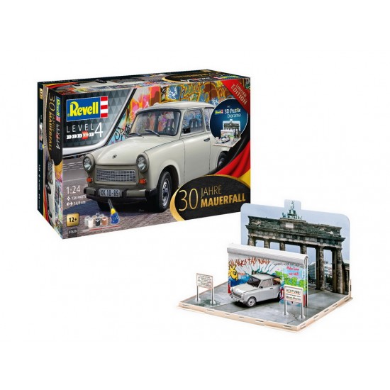 1/24 Trabant 601S "Fall of the Berlin Wall 30th Anniversary" Gift Set