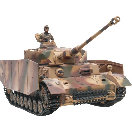 1/32 German Panzer IV Tank with Crew