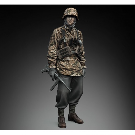 1/16 WWII German SS Soldier with MP 40
