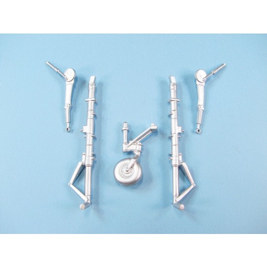 1/32 Fw 190A-5/6/7/8, D-9 Landing Gear for Hasegawa/H2000 kit (white metal)
